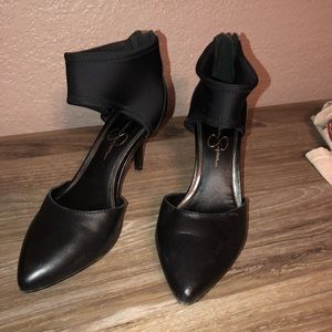 Jessica Simpson Black high heels w/ strap NWOT